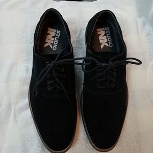Men's black suede lace up shoes